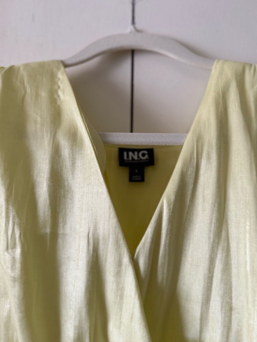 INC International Concepts Yellow Shimmer V-Neck Peplum Blouse Babydoll Top - Picture 7 of 9